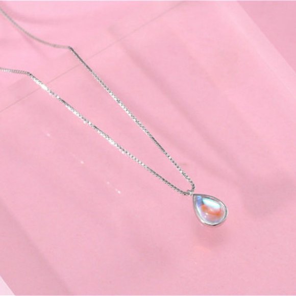 925 Sterling Moonstone Pendant - Picture 5 of 6